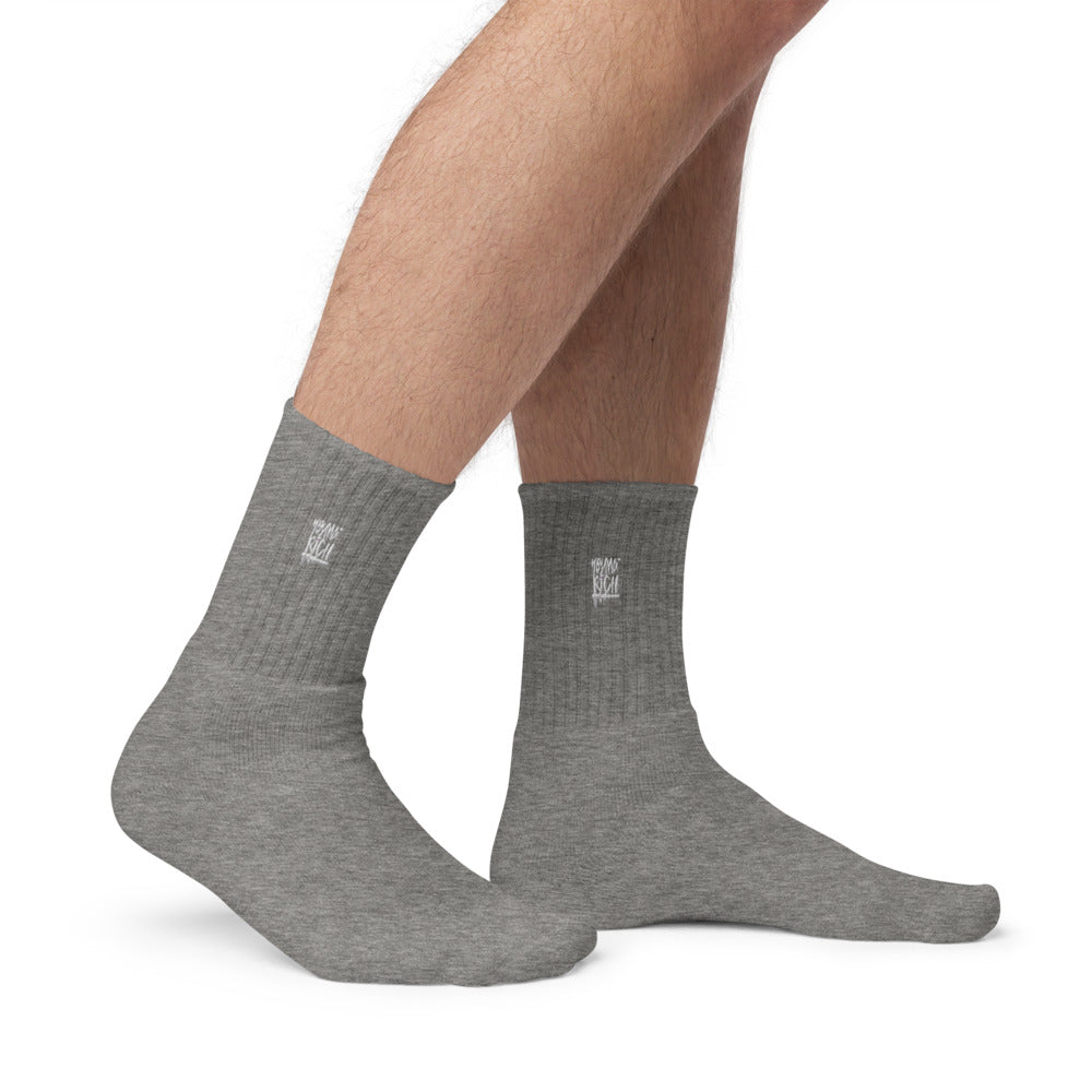 Young & Rich Clothing Embroidered socks